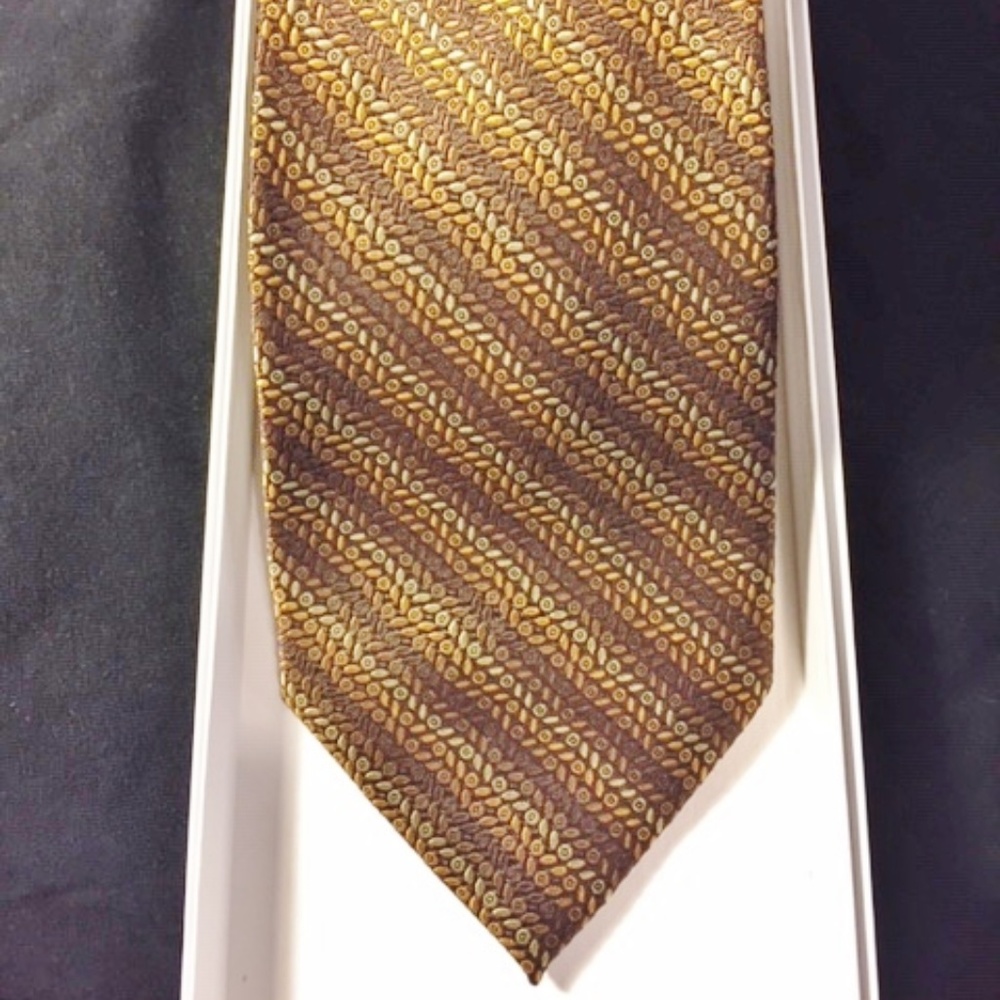 BEAU BRUMMEL SOHO 100% SILK NECKTIE